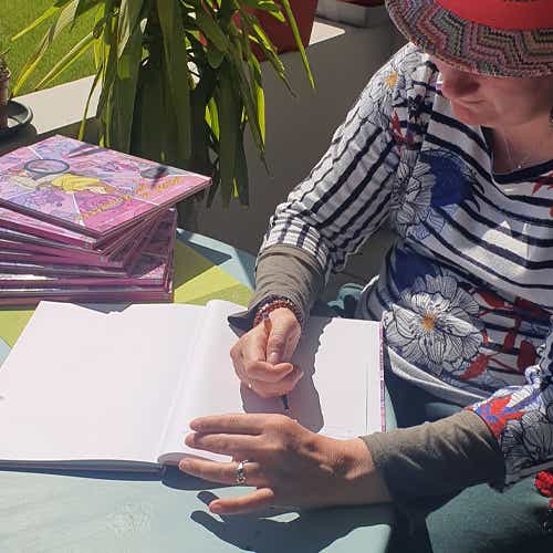 Soutenue par PAUL, la BD « Mimi et ses roulettes » célèbre son premier anniversaire. 